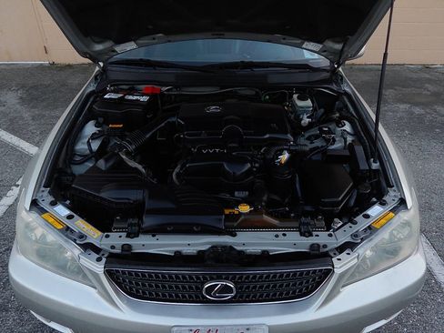 Used 2002 Lexus IS 300 image 26