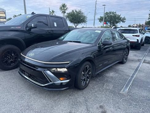 Used 2024 Hyundai Sonata SEL FWD image 4