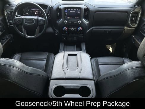 Used 2022 GMC Sierra 3500 Denali w/ Denali Black Diamond Edition image 11