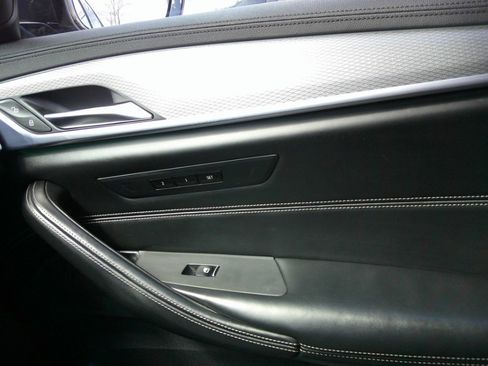 Used 2018 BMW 540i xDrive image 63