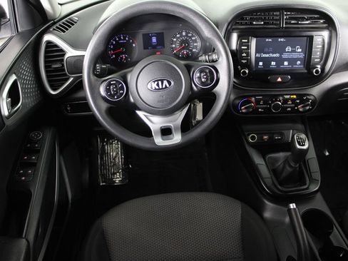 Used 2020 Kia Soul LX image 4