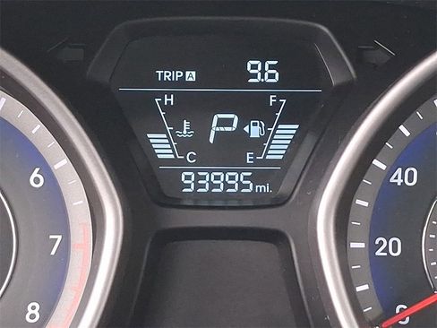 Used 2015 Hyundai Elantra Sport image 20