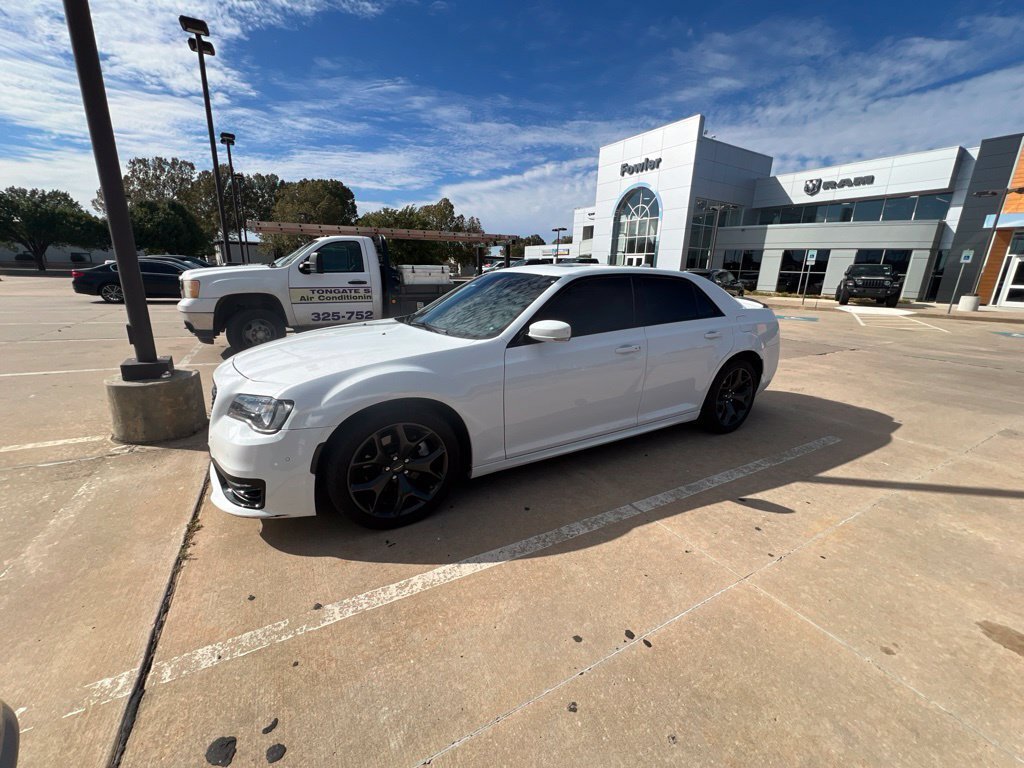 Used 2023 Chrysler 300 S w/ Comfort Group RWD image 5