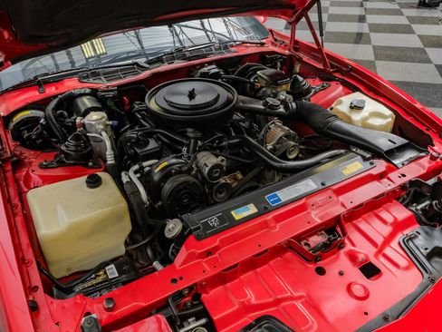 Used 1992 Pontiac Firebird Coupe RWD image 39