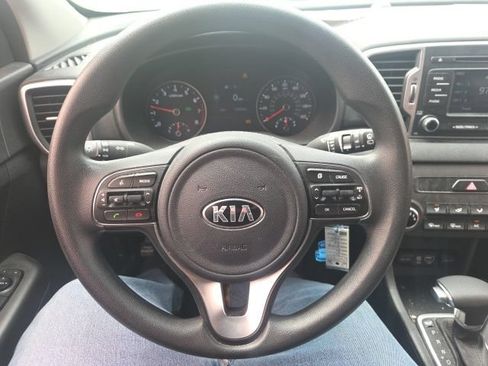Used 2017 Kia Sportage LX FWD image 33
