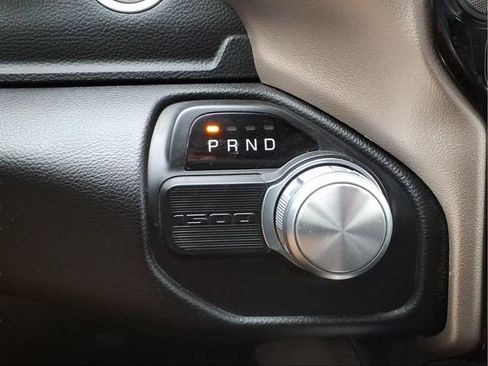 Used 2019 RAM 1500 Laramie w/ Sport Appearance Package image 12