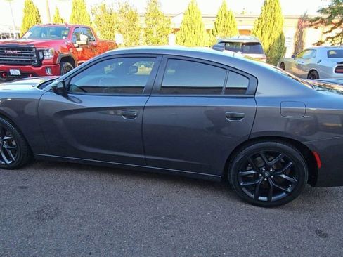 Used 2023 Dodge Charger SXT w/ Blacktop Package image 5
