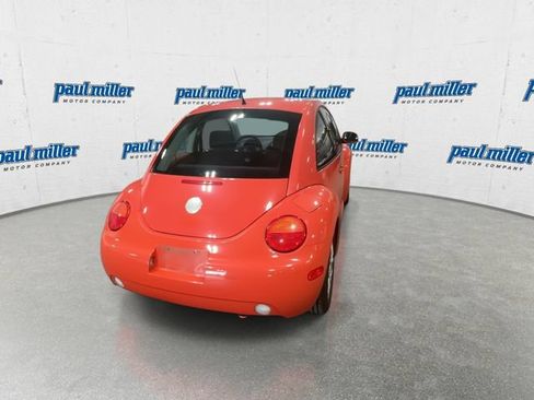 Used 2004 Volkswagen Beetle GLS FWD image 11