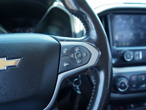 Used 2020 Chevrolet Colorado LT AWD/4WD image 28