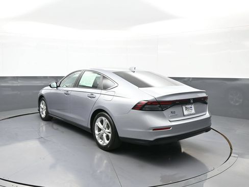 Used 2023 Honda Accord LX image 8