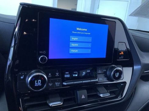 Certified 2025 Toyota Highlander XSE AWD/4WD image 28
