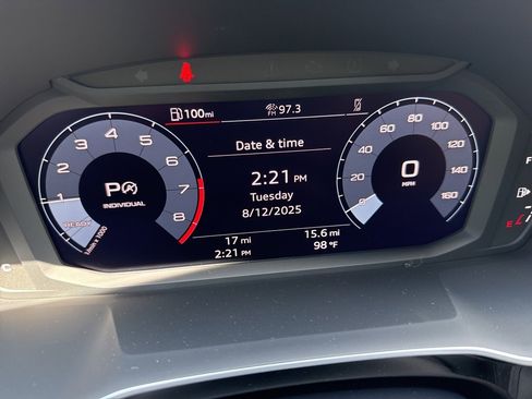 New 2025 Audi Q3 2.0T Premium image 5