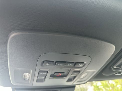 New 2026 Toyota Camry SE AWD/4WD image 32
