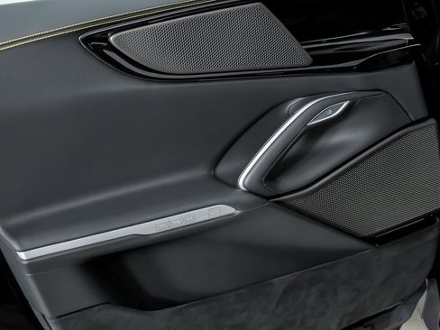 Used 2025 Ferrari Purosangue image 24