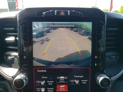 Used 2020 RAM 1500 Big Horn AWD/4WD image 25