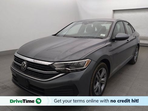 Used 2024 Volkswagen Jetta SE FWD image 1
