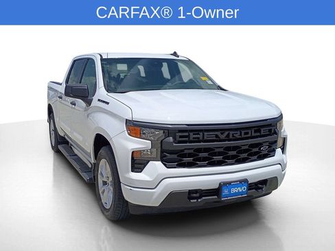 Used 2024 Chevrolet Silverado 1500 Custom w/ LPO, Dark Essentials Package RWD image 3
