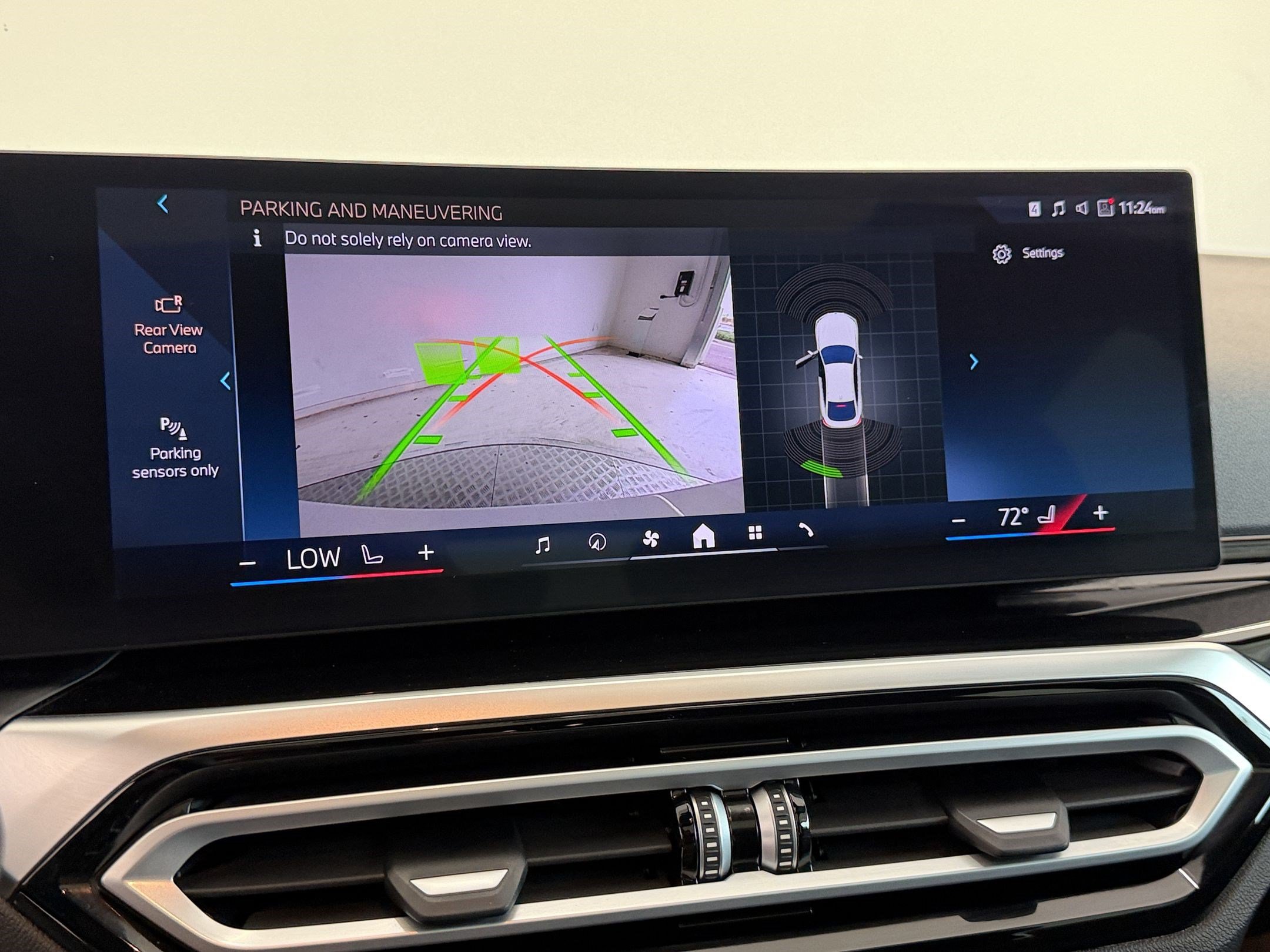 Used 2024 BMW i4 eDrive35 w/ Convenience Package RWD image 21