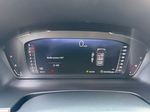 Used 2025 Honda Pilot Elite image 19