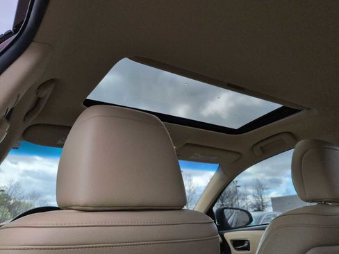 Used 2015 Toyota Avalon XLE Touring image 23