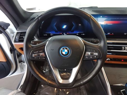 Used 2023 BMW i4 eDrive40 w/ Premium Package image 12
