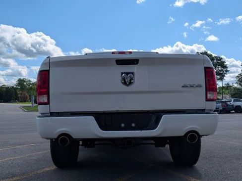 Used 2017 RAM 1500 Express w/ Express Value Package AWD/4WD image 6