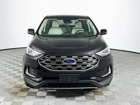 Used 2021 Ford Edge Titanium FWD image 2