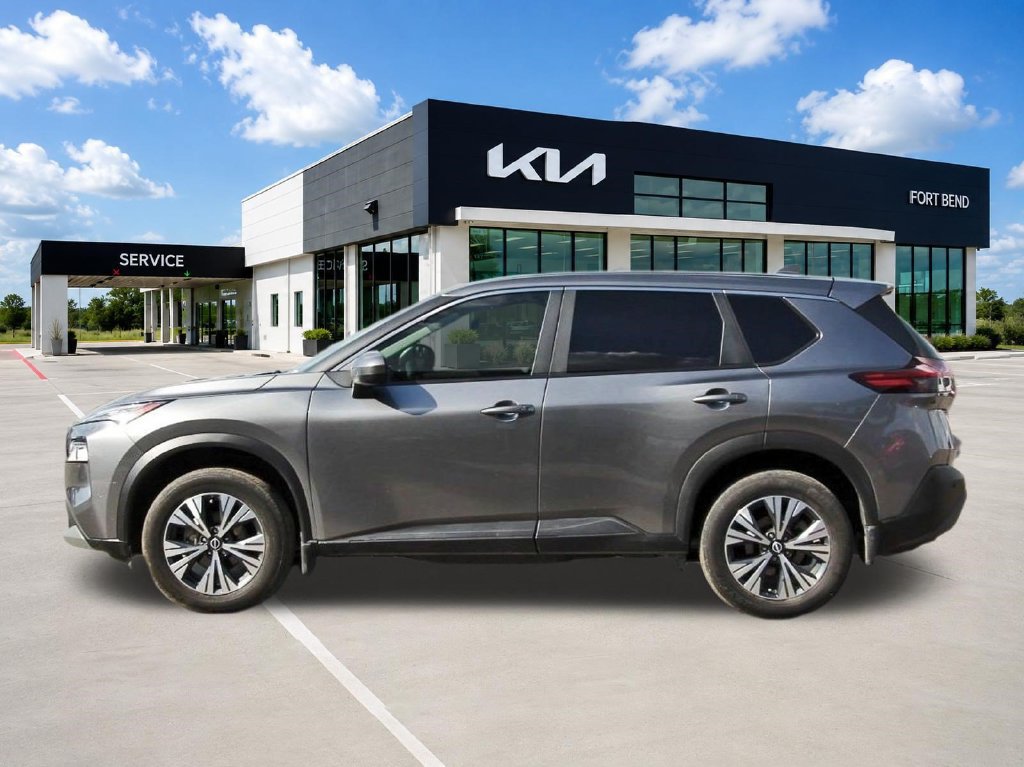 Used 2023 Nissan Rogue SV FWD image 8