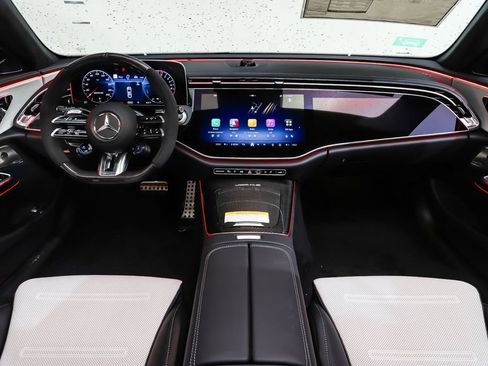 New 2026 Mercedes-Benz E 53 AMG e 4MATIC Sedan image 7