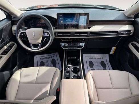 New 2025 Lincoln Corsair Reserve image 10