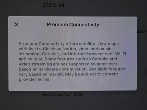 Used 2024 Tesla Model Y Long Range image 11