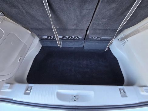 Used 2024 Chrysler Pacifica Select image 30