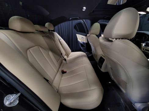 Used 2019 BMW 330i xDrive Sedan w/ Convenience Package image 34