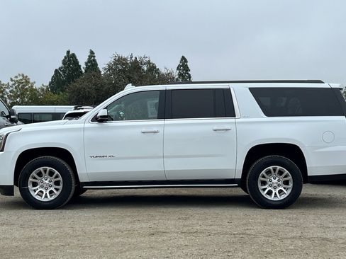 Used 2019 GMC Yukon XL SLT image 7