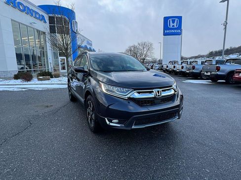 Certified 2019 Honda CR-V Touring image 2