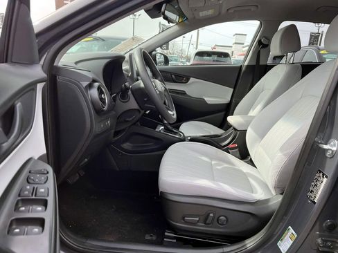 Used 2023 Hyundai Kona SEL w/ Cargo Package image 7