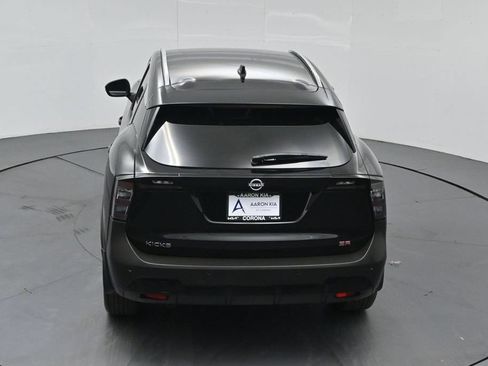 Used 2026 Nissan Kicks SR FWD image 47
