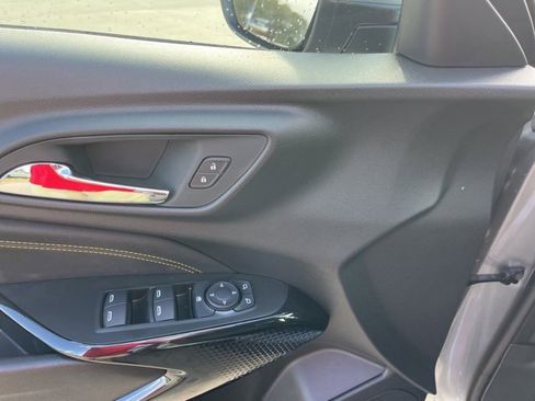 New 2026 Chevrolet Trax LT image 14