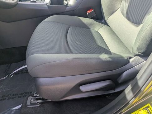 Used 2025 Toyota RAV4 LE AWD/4WD image 19