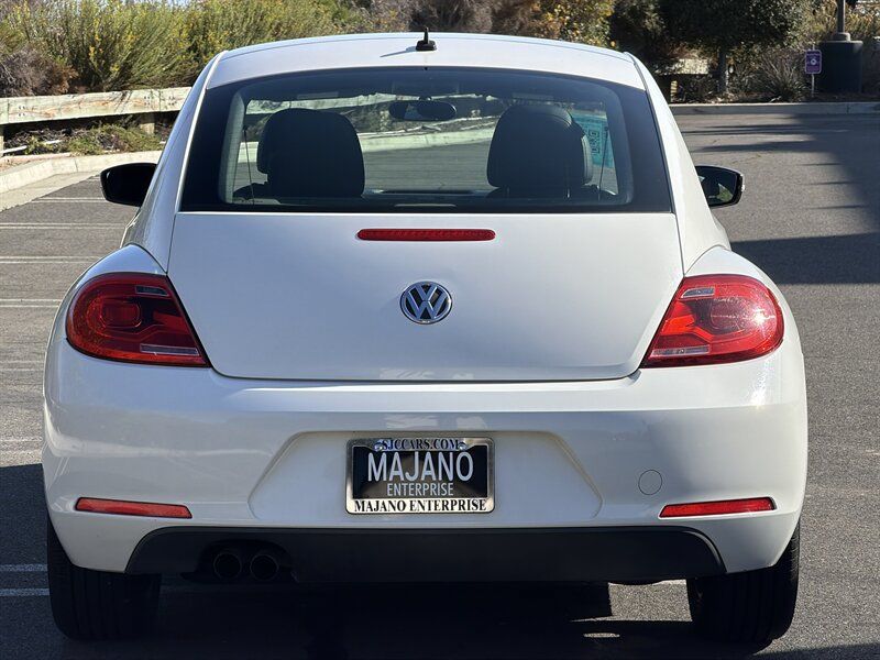 Used 2012 Volkswagen Beetle 2.5 FWD image 5