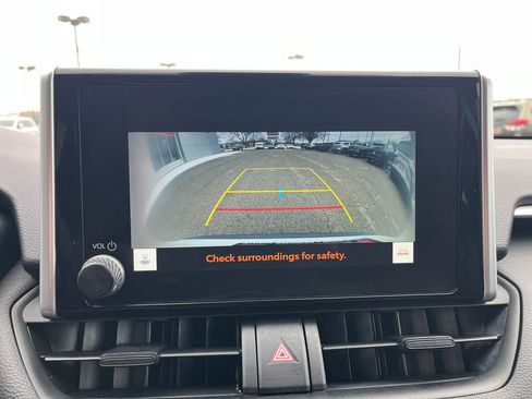 Certified 2023 Toyota RAV4 LE image 21