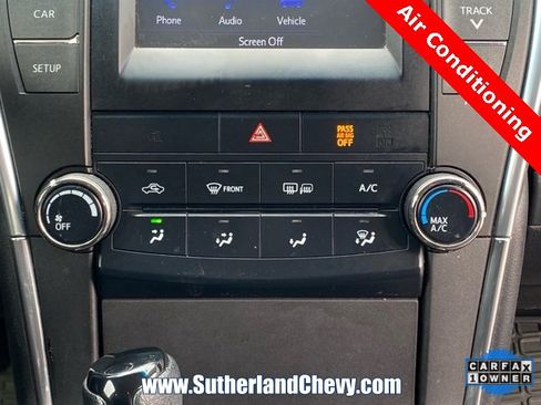 Used 2016 Toyota Camry LE image 27