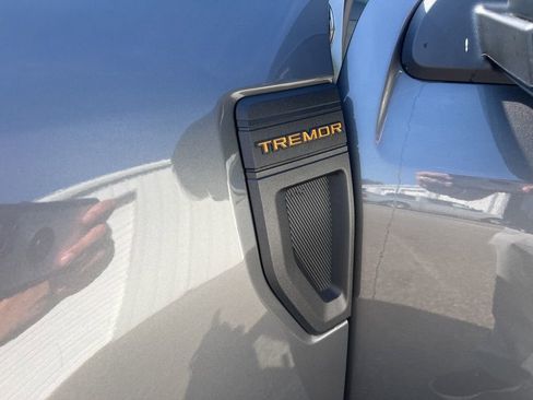 Used 2025 Ford Maverick Tremor AWD/4WD image 44