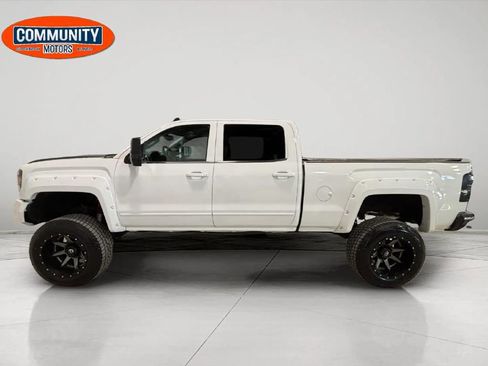 Used 2015 GMC Sierra 2500 SLE image 3