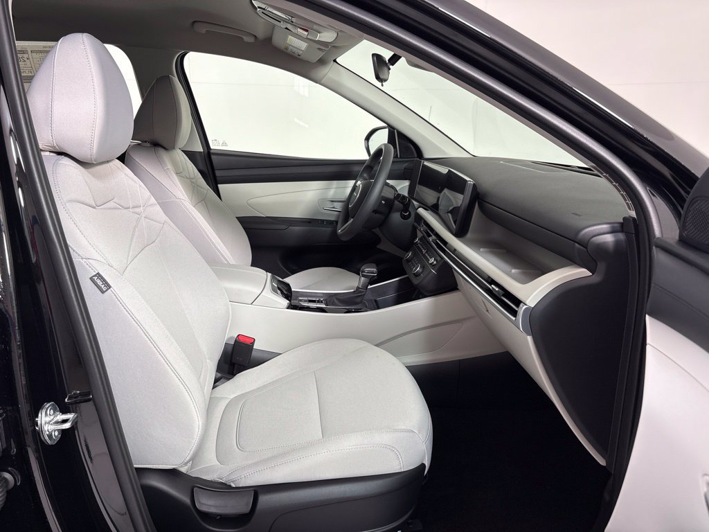 New 2026 Hyundai Tucson SE FWD image 12