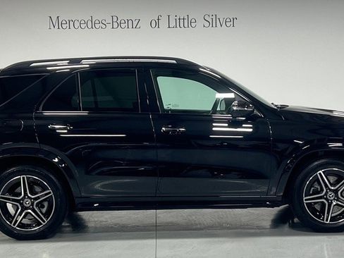 Used 2025 Mercedes-Benz GLE 450 4MATIC image 7