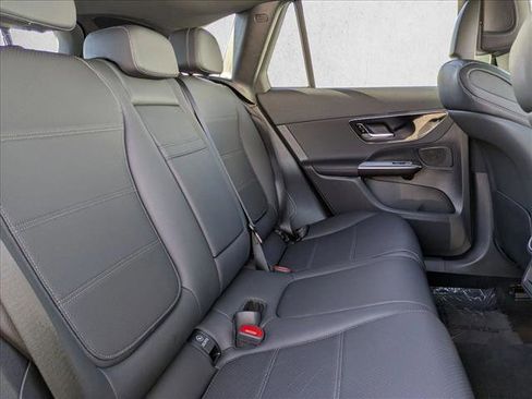 Certified 2025 Mercedes-Benz GLC 300 image 21