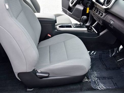 Used 2019 Toyota Tacoma SR5 image 14