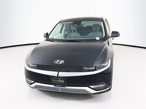 Used 2024 Hyundai Ioniq 5 SEL RWD image 2