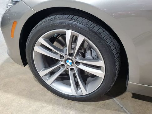 Used 2018 BMW 340i xDrive Sedan AWD/4WD image 38